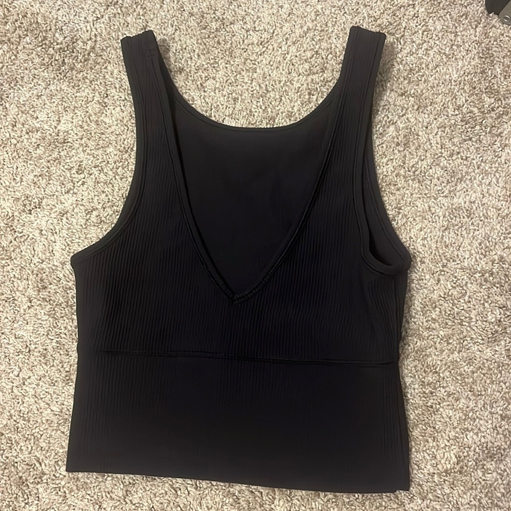 NEVER WORN-Lululemon cropped ribbed tank top
